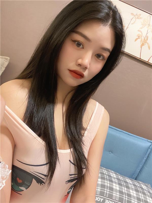 大胸兼职妹子