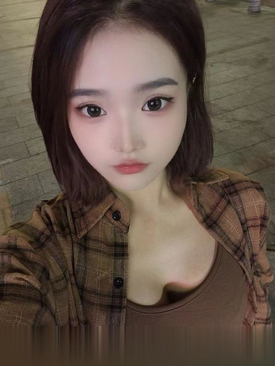 天河大胸美女